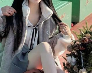 https//51cg.fun必玩的吃瓜线路，少女带你逛不停