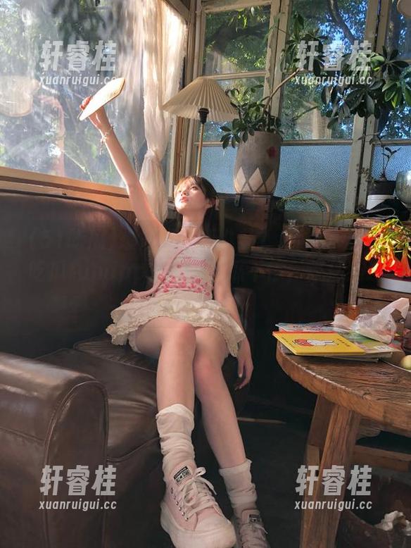 想知道最新八卦？赶紧登录51吃瓜funapp，让你吃瓜不停，惊喜连连！