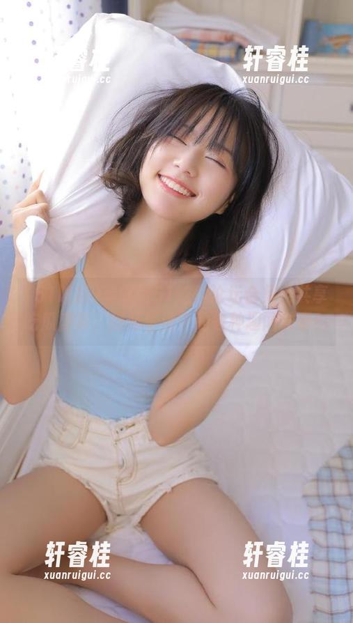 苹果版51吃瓜论坛合集：共享吃瓜盛宴，揭开生活中的各种趣闻轶事！