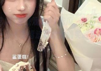 在线观看51吃瓜，今日吃瓜必吃，千万不要错过最新的搞笑时刻和八卦新闻！