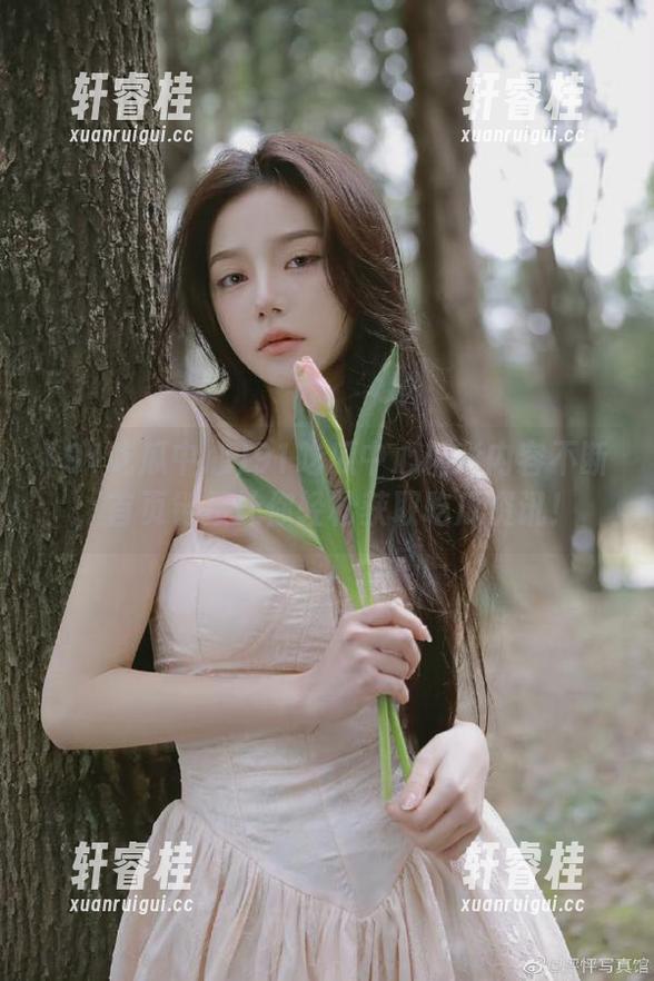 91吃瓜中心 91吃瓜中心精彩内容不断,首页链接让你轻松获取吃瓜资讯!