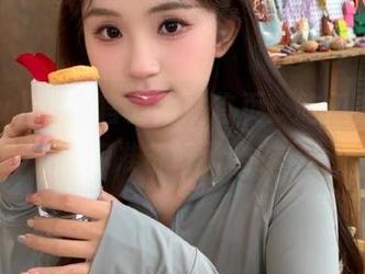 cgw官方网站首页：吃瓜之旅，你准备好了吗？