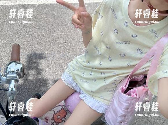 通过zztt740.ccm黑料网页，分享你不知道的娱乐圈内幕！