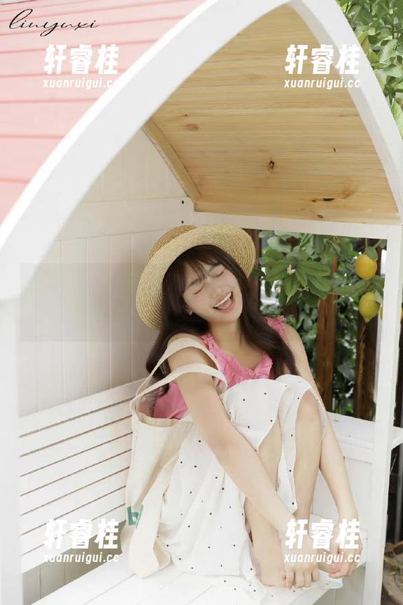 关注冲哥精选官网更新消息，妹子带你吃瓜不落伍