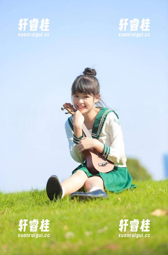 访问“黑料正能量166”的网页版，难道苹果版的黑料还不够吸引人吗？