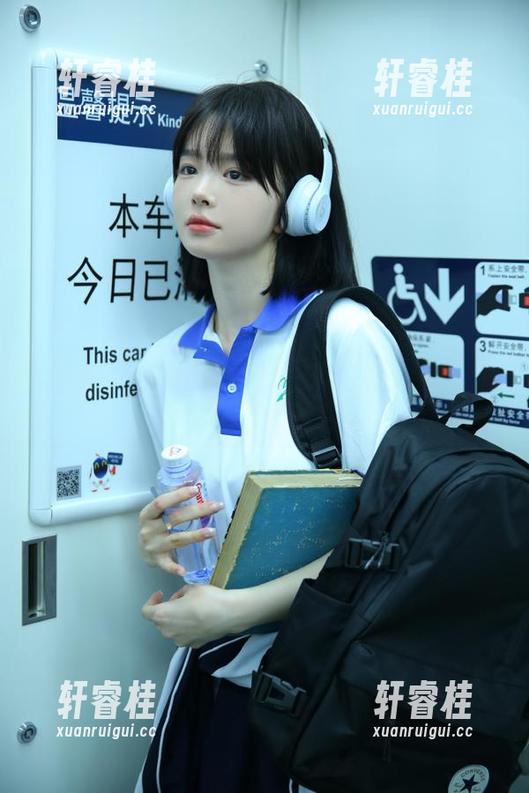 黑料社 黑料社网站官网线路全解析,畅享无限吃瓜乐趣!
